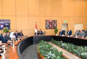 وزير الإسكان: خطة عمل مكثفة لإنهاء وتسليم الوحدات السكنية بمختلف أنواعها بالمدن الجديدة