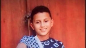 لم تمنحه فرصة لشراء خبز.. سيارة نقل ثقيل تدهس “يوسف” بالمقطم