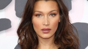 صورة كلمة السر.. لماذا يرفض السعوديون دخول بيلا حديد بلادهم؟