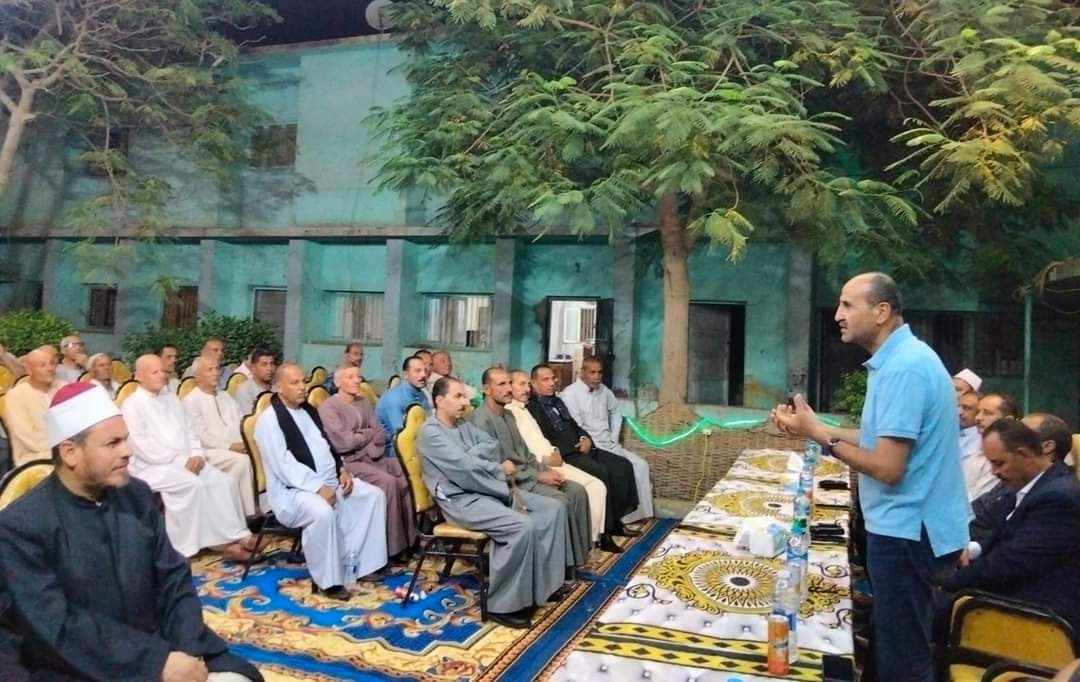 ندوة للتوعية المجتمعية بأضرار ومخاطر التعديات على الأرض الزراعية   بسمسطا