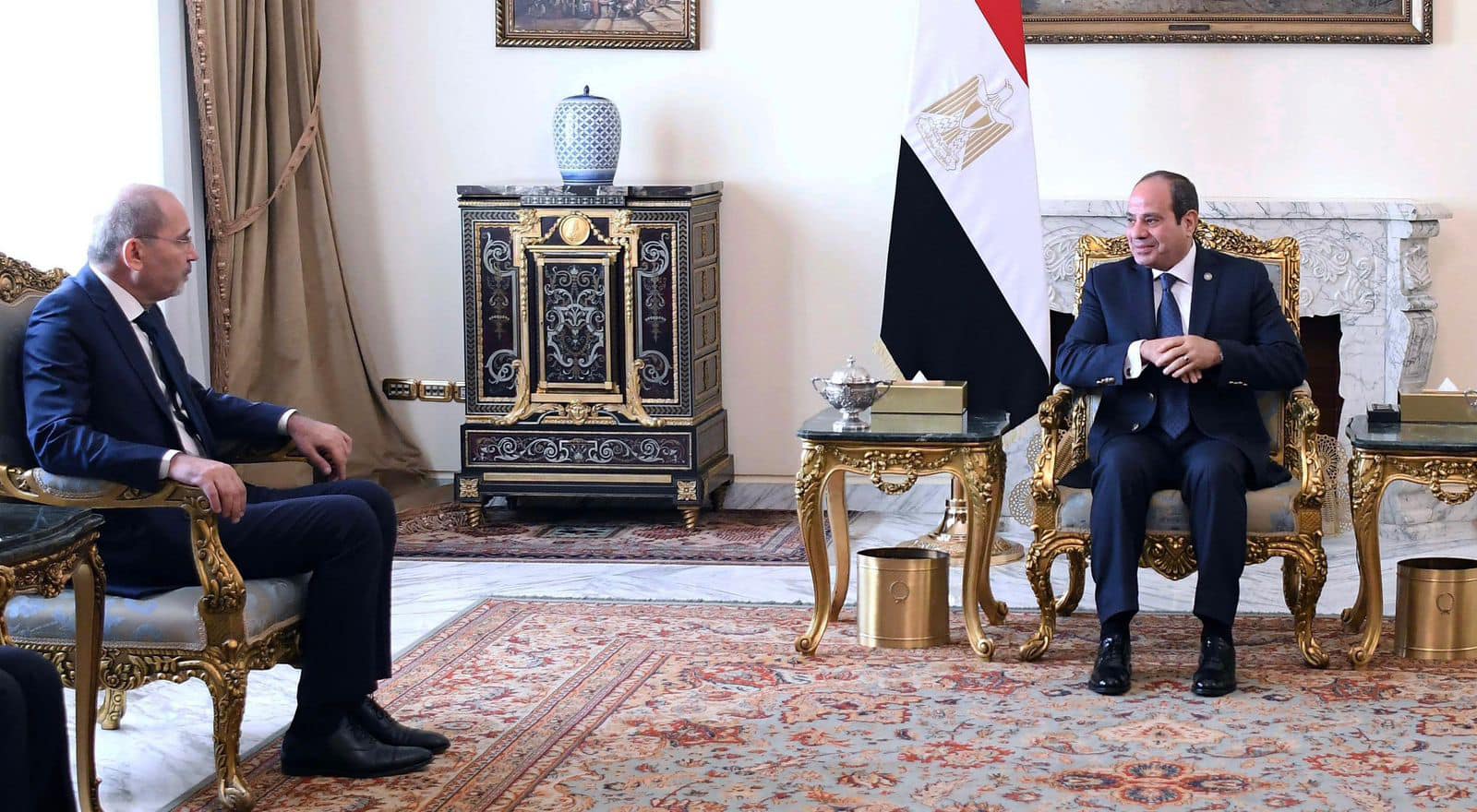 تفاصيل استقبال الرئيس لـ”وزير الخارجية الأردني”