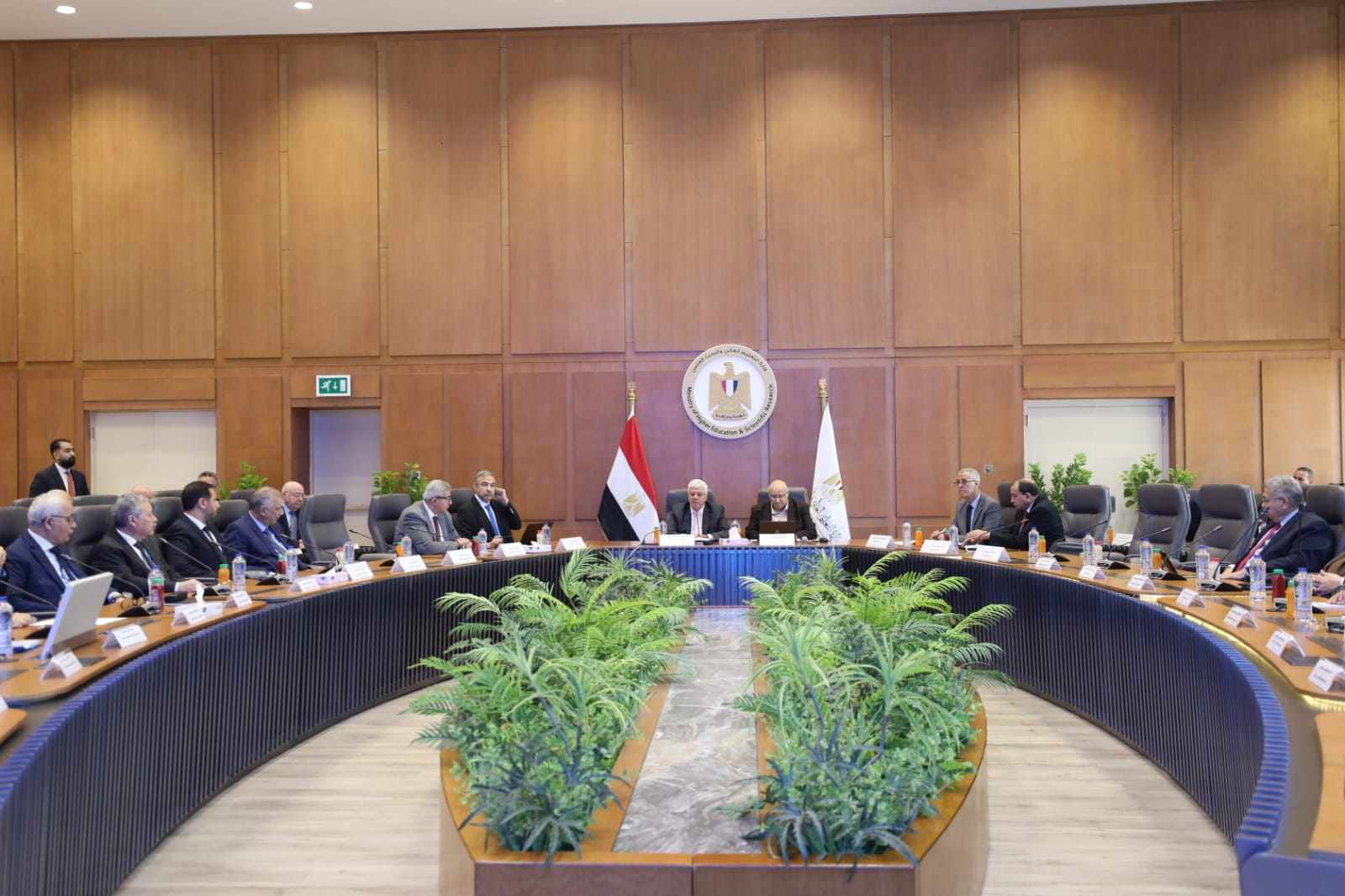 وزير التعليم العالي يرأس اجتماع مجلس الجامعات الأهلية
