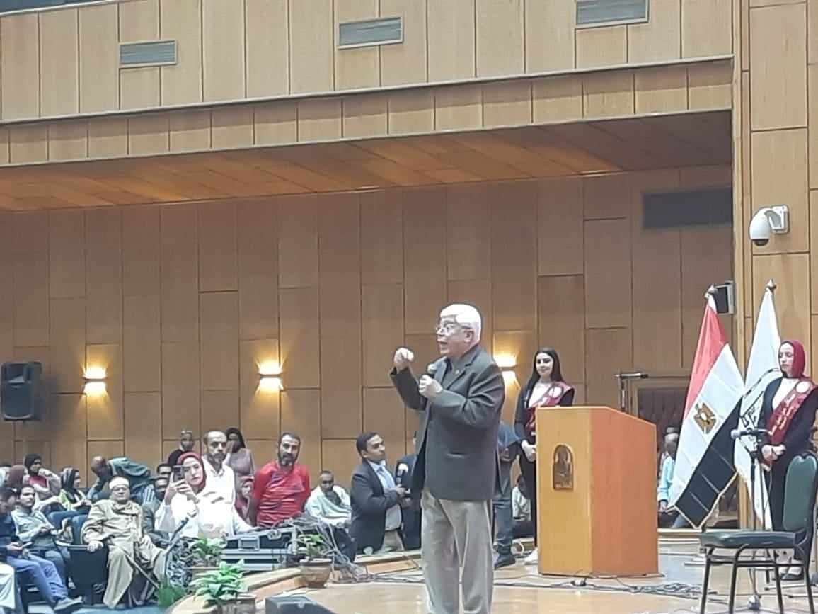 التخطيط والدفاع الإستراتيجي في إحتفالية بجامعة أسيوط