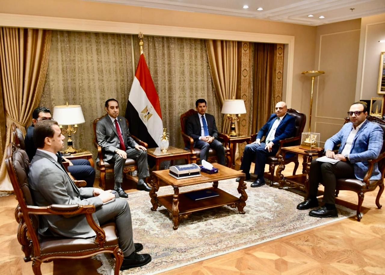 وزير الشباب والرياضة يبحث مع “تاي هاوس” آفاق التعاون لتطوير الأنشطة الرياضية والشبابية