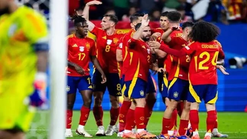 الليلة.. منتخب إسبانيا يواجه الدنمارك في دوري الأمم الأوروبية