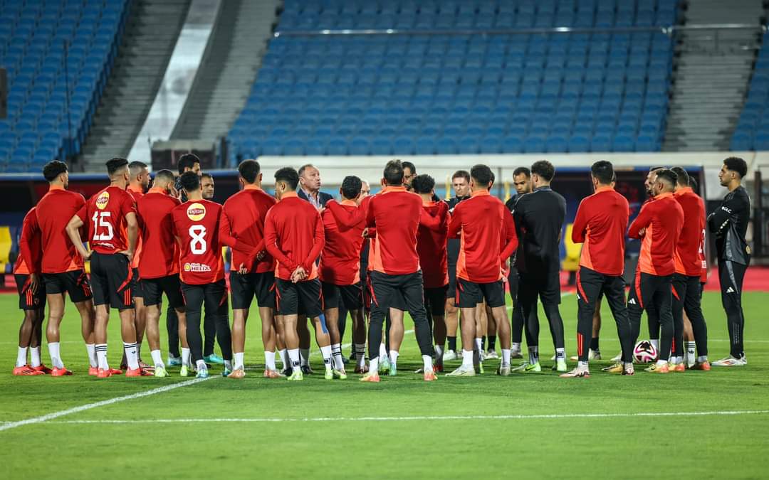 تعرف على تشكيل الأهلي في مواجهة العين الإماراتي