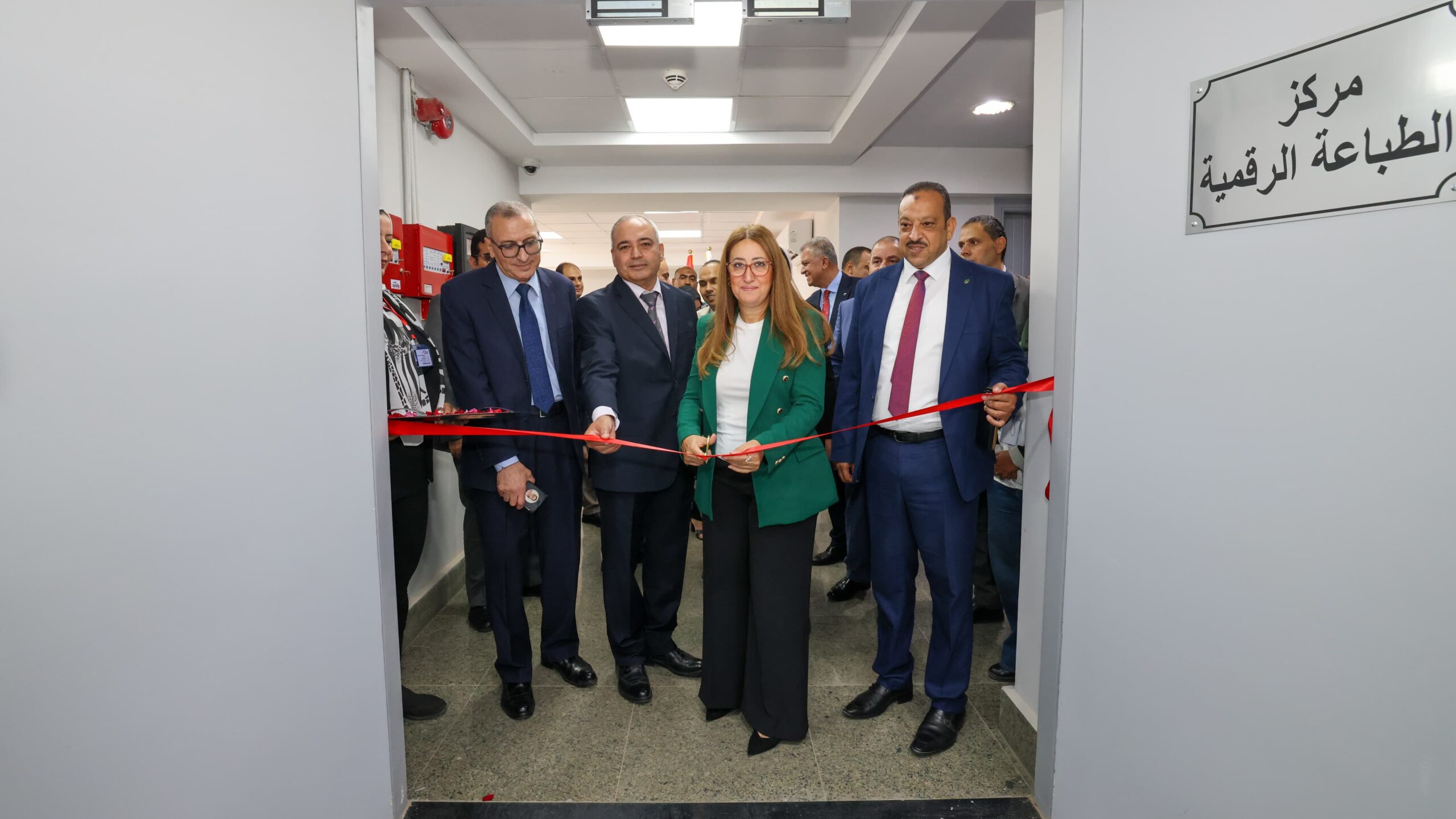 رئيس الهيئة القومية للبريد تفتتح مركز الطباعة الرقمية الجديد بمطابع البريد