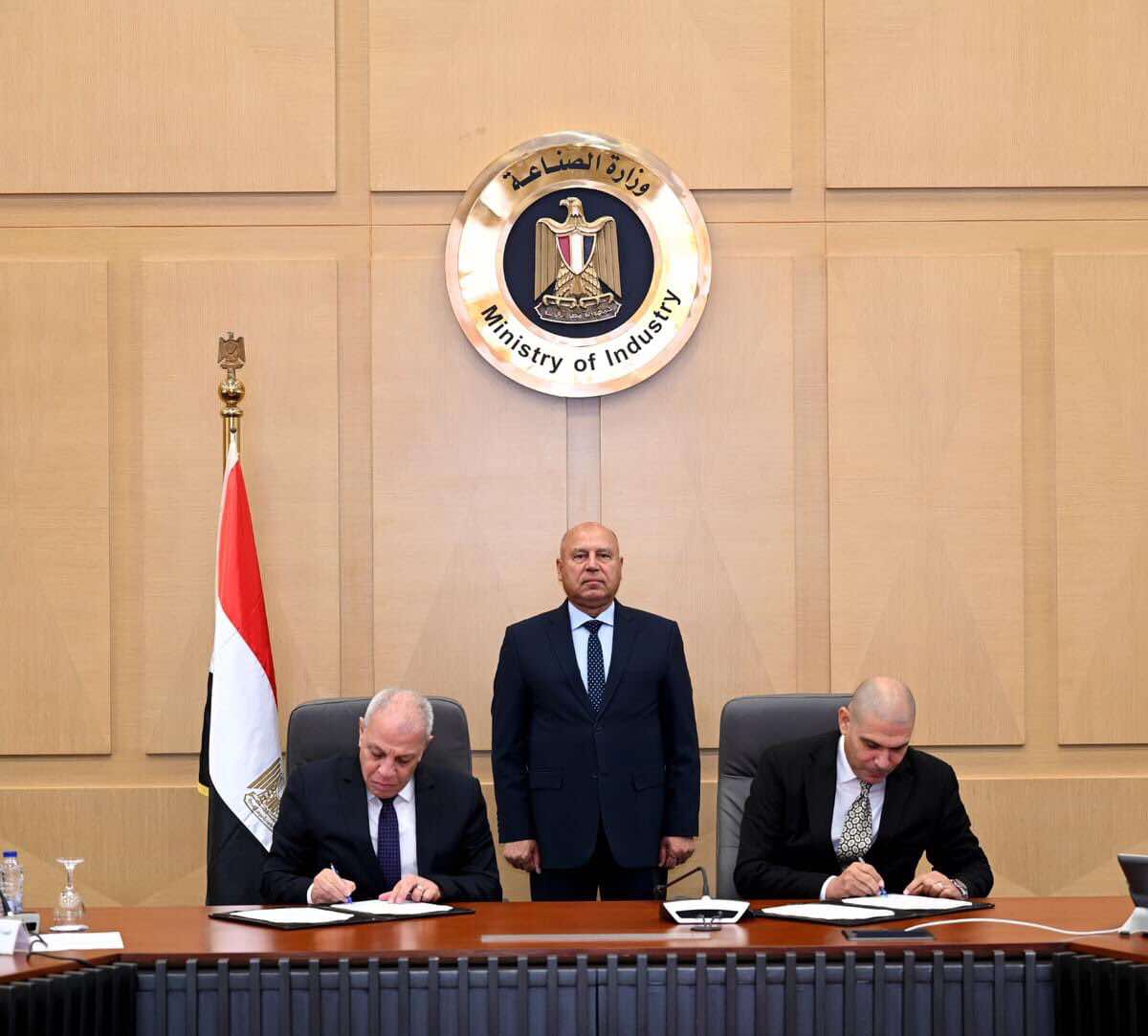 شهد توقيع بروتوكول تعاون بين “المشروعات الصناعية” و”تنمية الصعيد”.. كامل الوزير: الوجه القبلي واعد وجاذب للاستثمار