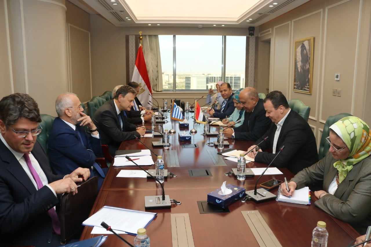 وزير الكهرباء: مصر تتمتع بثراء في مصادرها الطبيعية والربط مع اليونان يعزز مكانتنا كمحور إقليمي للطاقة