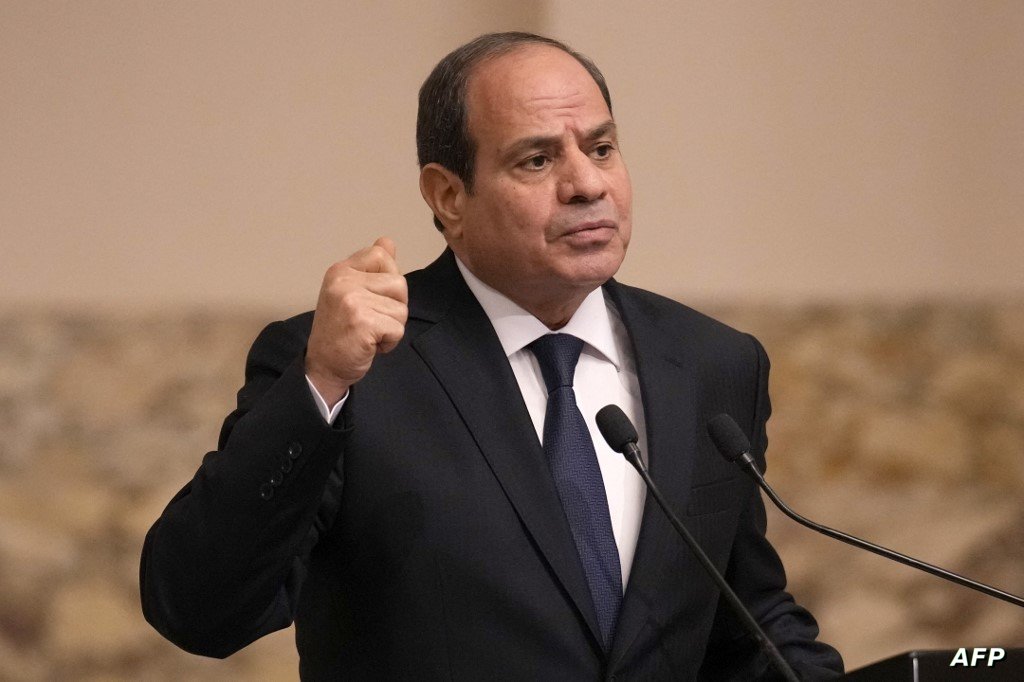 الرئيس السيسي يهنئ نظيره الجزائرى على فوزه بولاية رئاسية جديدة