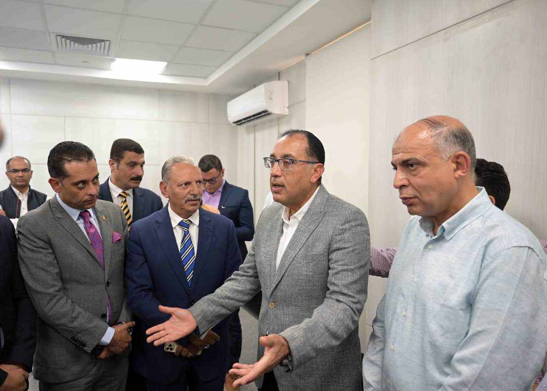 رئيس مجلس الوزراء يلتقي أعضاء الهيئة البرلمانية بالمنيا