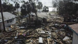 إعصار ميلتون يقطع الكهرباء عن مليون منزل في فلوريدا