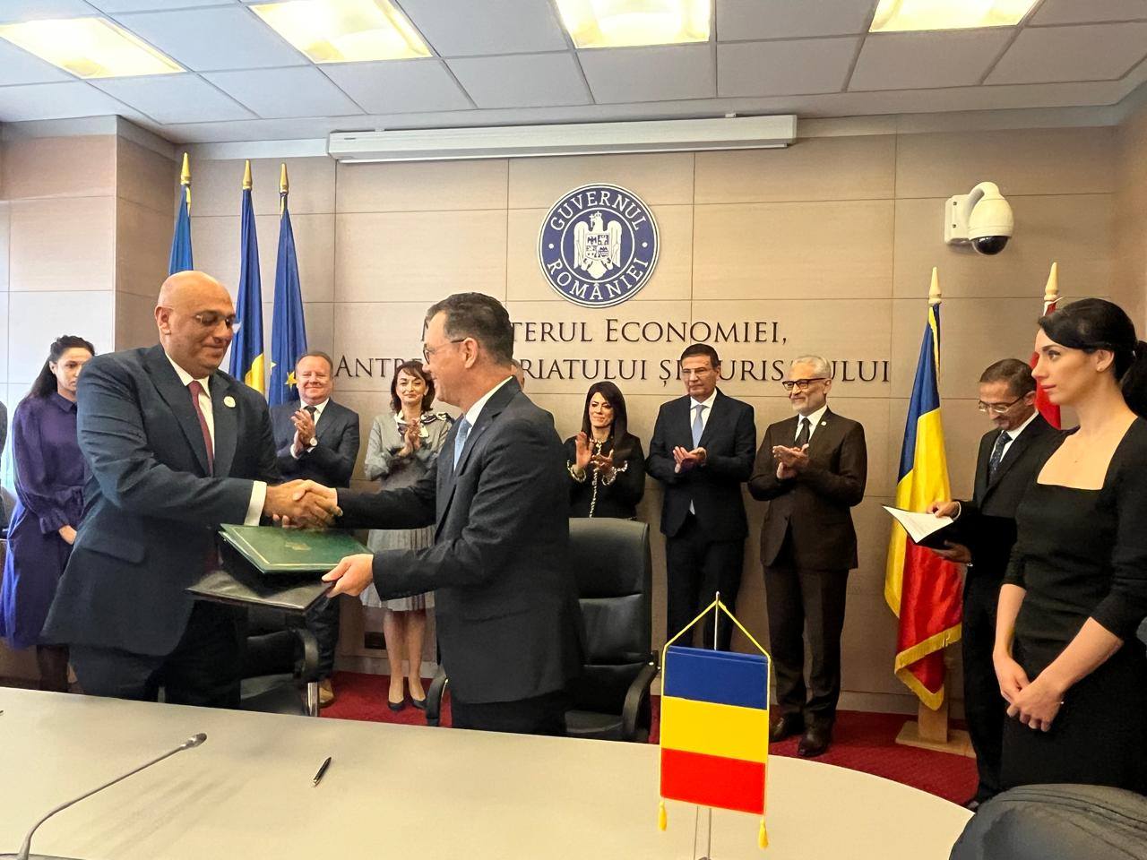 مذكرة تفاهم بين جهاز تنمية المشروعات المتوسطة والصغيرة ووزارة الاقتصاد وريادة الأعمال والسياحة برومانيا