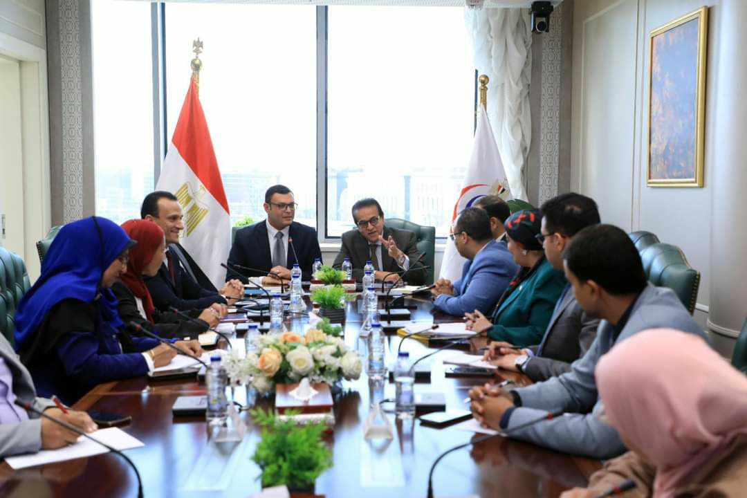 “الصحة” و “الإسكان” يبحثان تعزيز سبل التعاون المشترك بين الوزارتين