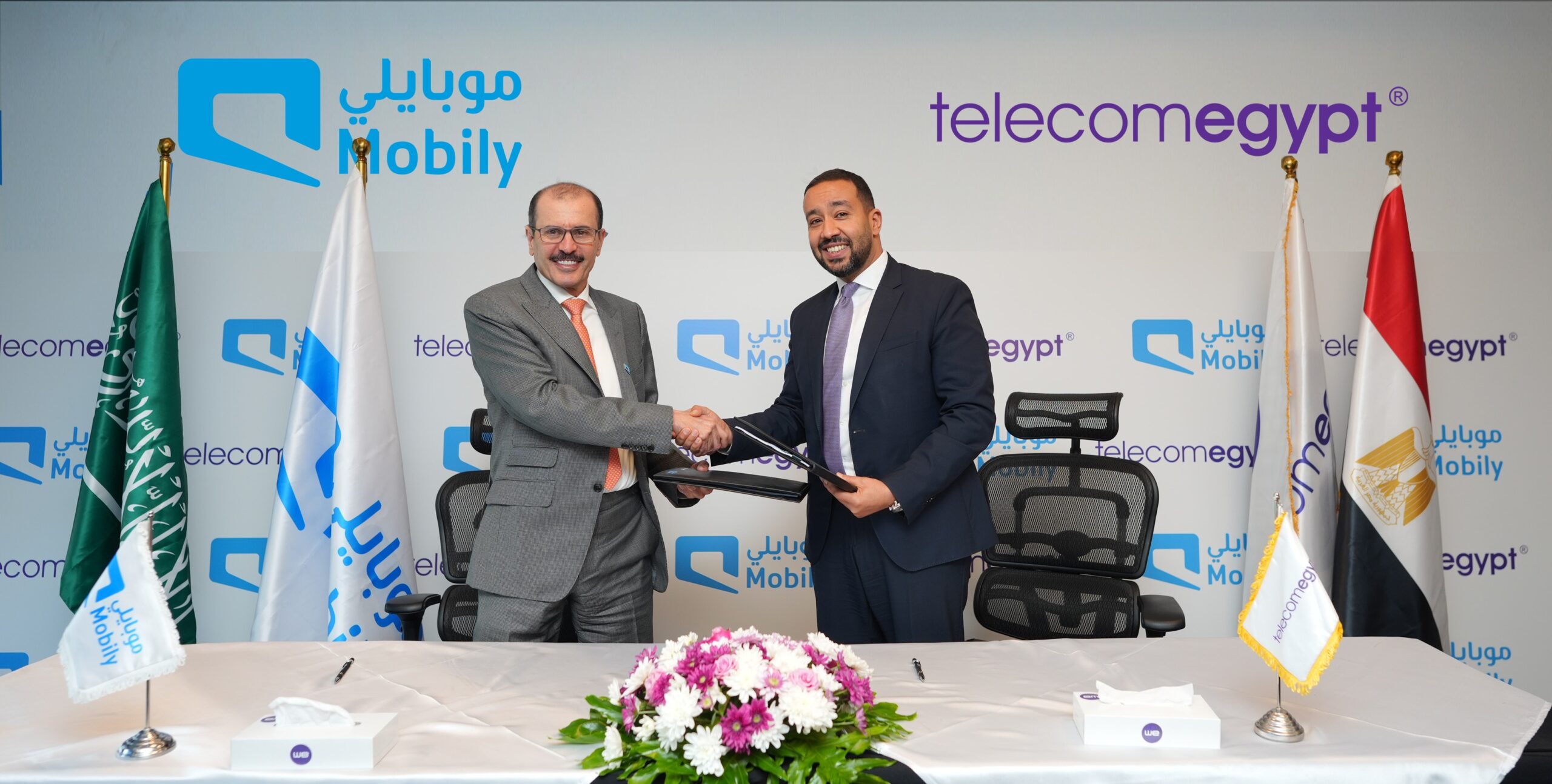 “موبايلي” تتعاون مع المصرية للاتصالات لإنزال أول كابل بحري سعودي يربط بين السعودية ومصر