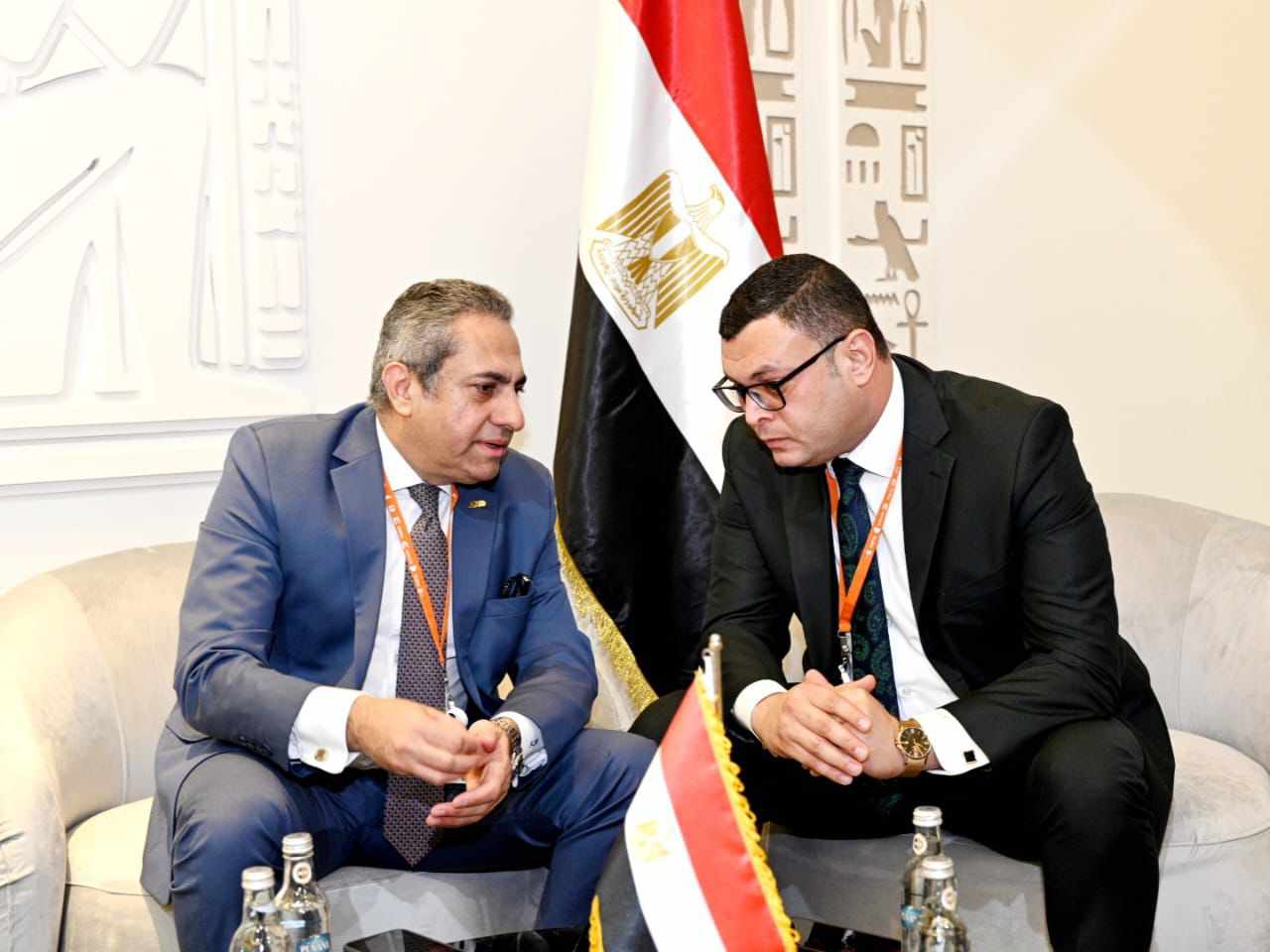 الشربيني وعباس يبحثان موقف المشروعات التنموية والمرافق بالعاصمة الإدارية الجديدة