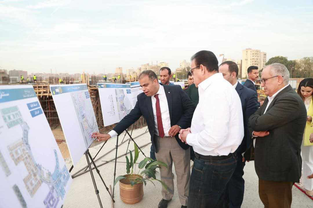 وزير الصحة يتفقد مشروع مستشفى هليوبوليس الجديدة
