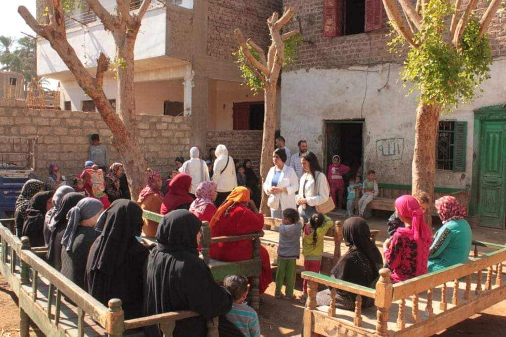 “ضمن مبادرة بداية”جامعة أسيوط تنظم قافلة لدعم الصحة النفسية للمرأة