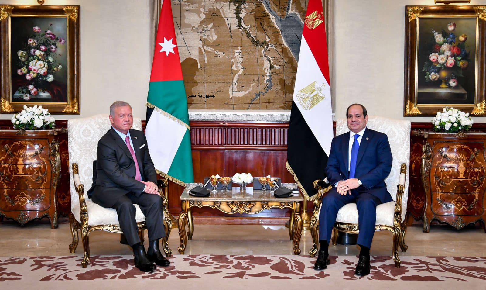 مباحثات بمشاركة وفدي البلدين.. الرئيس السيسي يستقبل العاهل الأردني