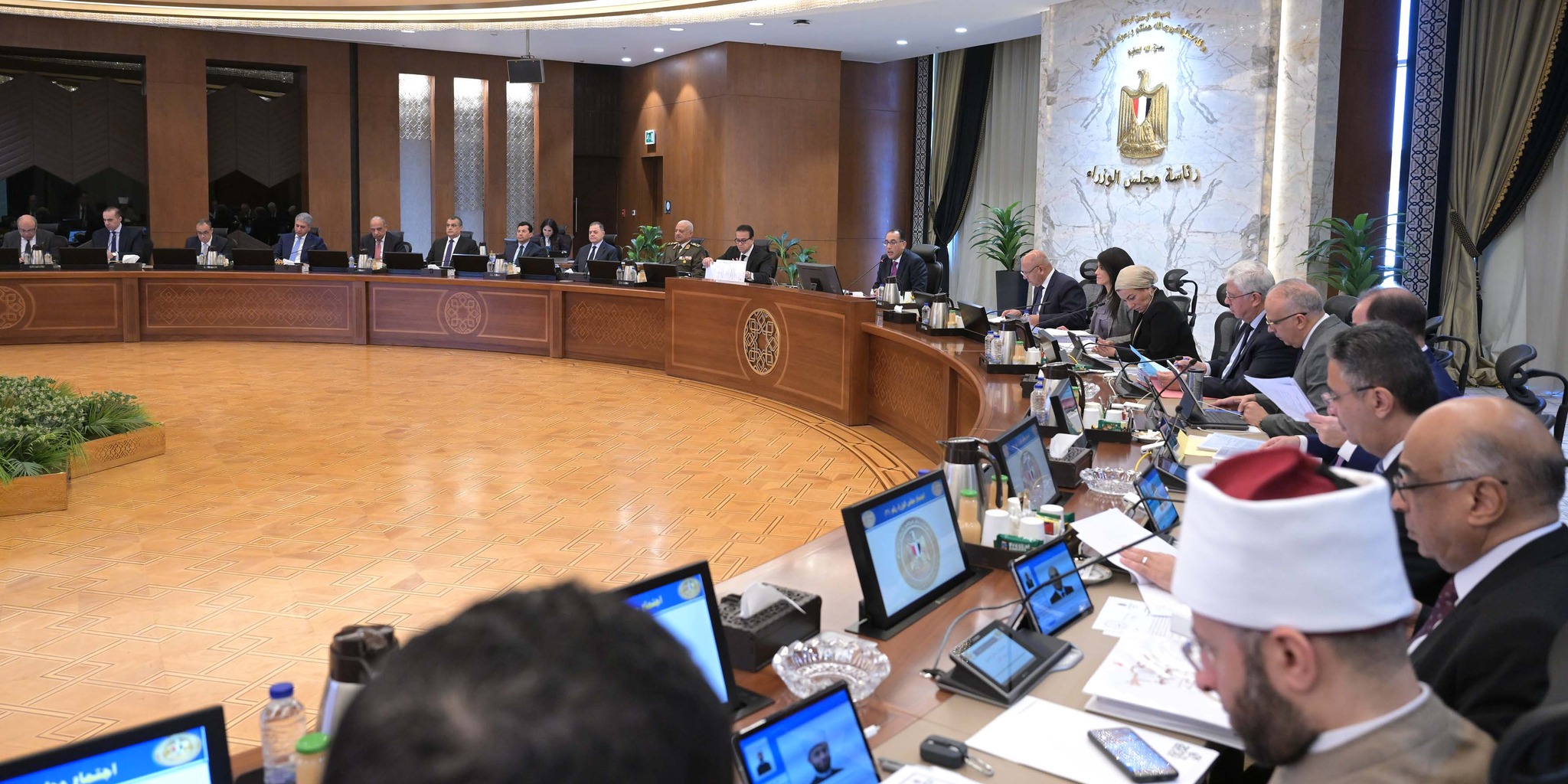 مجلس الوزراء يوافق على 11 قرارًا خلال اجتماعه الأسبوعي.. تعرف عليها