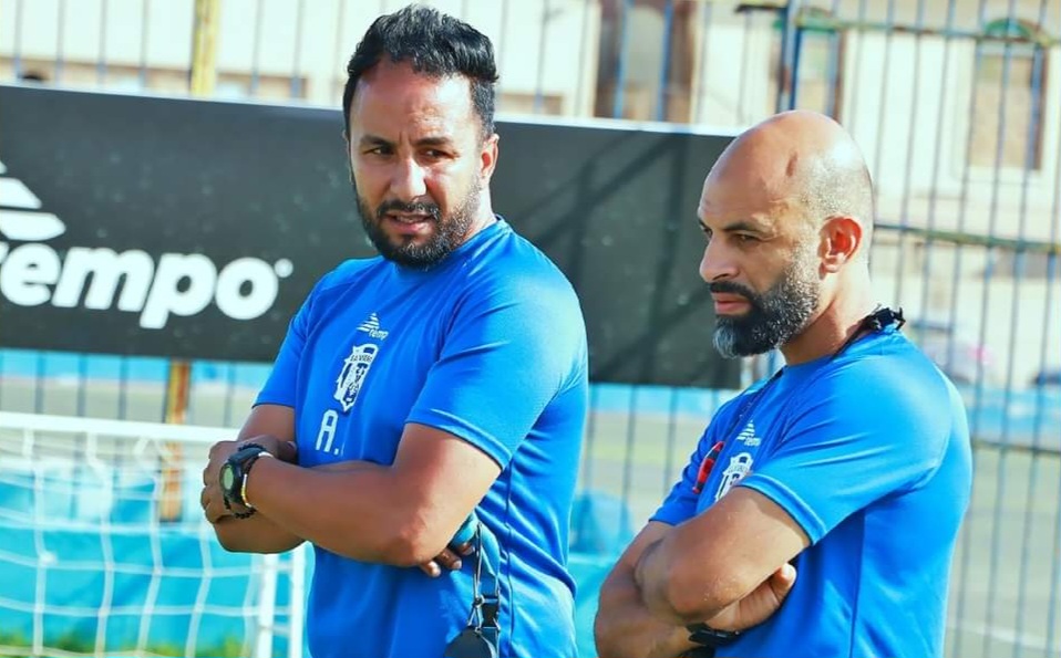 أحمد صلاح يرحل عن لافيينا عقب الهزيمة بالمحترفين