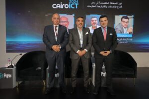 خلال أول ندوة لشعبة صحفي الاتصالات: منصات “السوشيال ميديا” ونقص المعلومات أهم تحديات الصحافة المتخصصة