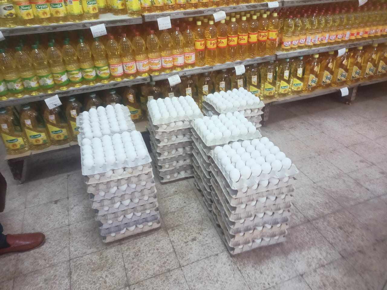 ب150جنيهاطبق البيض بالمجمعات الإستهلاكية في الجيزة