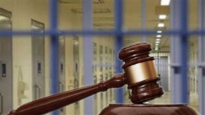 إحالة 4 أطباء وممرضة في منيا القمح للمحاكمة بتهمة الإهمال الطبي