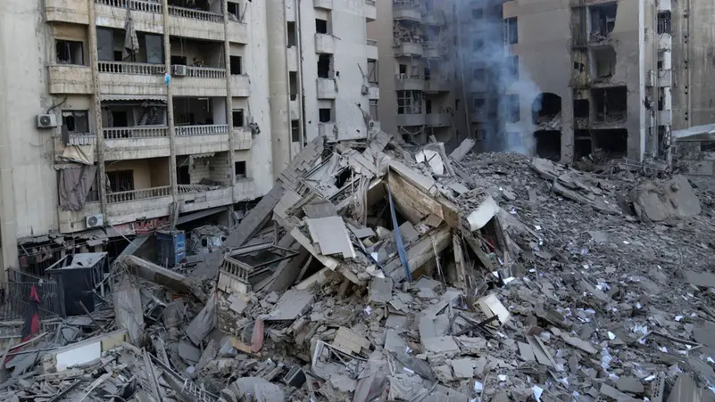 أمريكا تفشل في إنهاء حرب إسرائيل وحزب الله.. مبعوثها طلب من لبنان وقف النار من جانب واحد.. وميقاتي ينفي