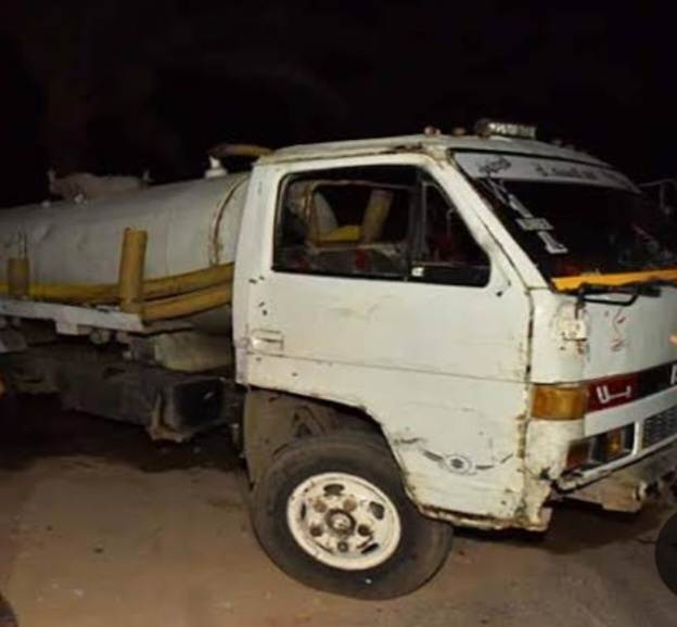 مصرع شخص وإصابة آخرين في حادث تصادم بأسيوط