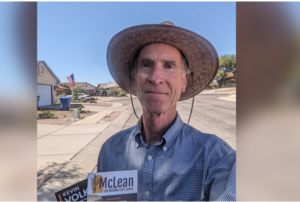 بعد يوم من تنحيه.. وفاة مرشح لمجلس الشيوخ الأمريكي في حادث سيارة