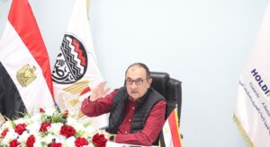 وزير قطاع الأعمال يستعرض مؤشرات أداء شركات الأدوية التابعة