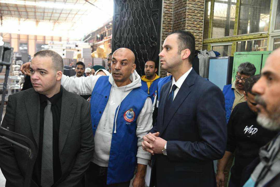 جولة تفقدية لـ”نائب وزير الصحة” بمقر إدارة التموين الطبي بالقاهرة