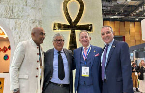 خبير سياحي: بورصة لندن الدولية تحمل مؤشرات إيجابية للسياحة المصرية