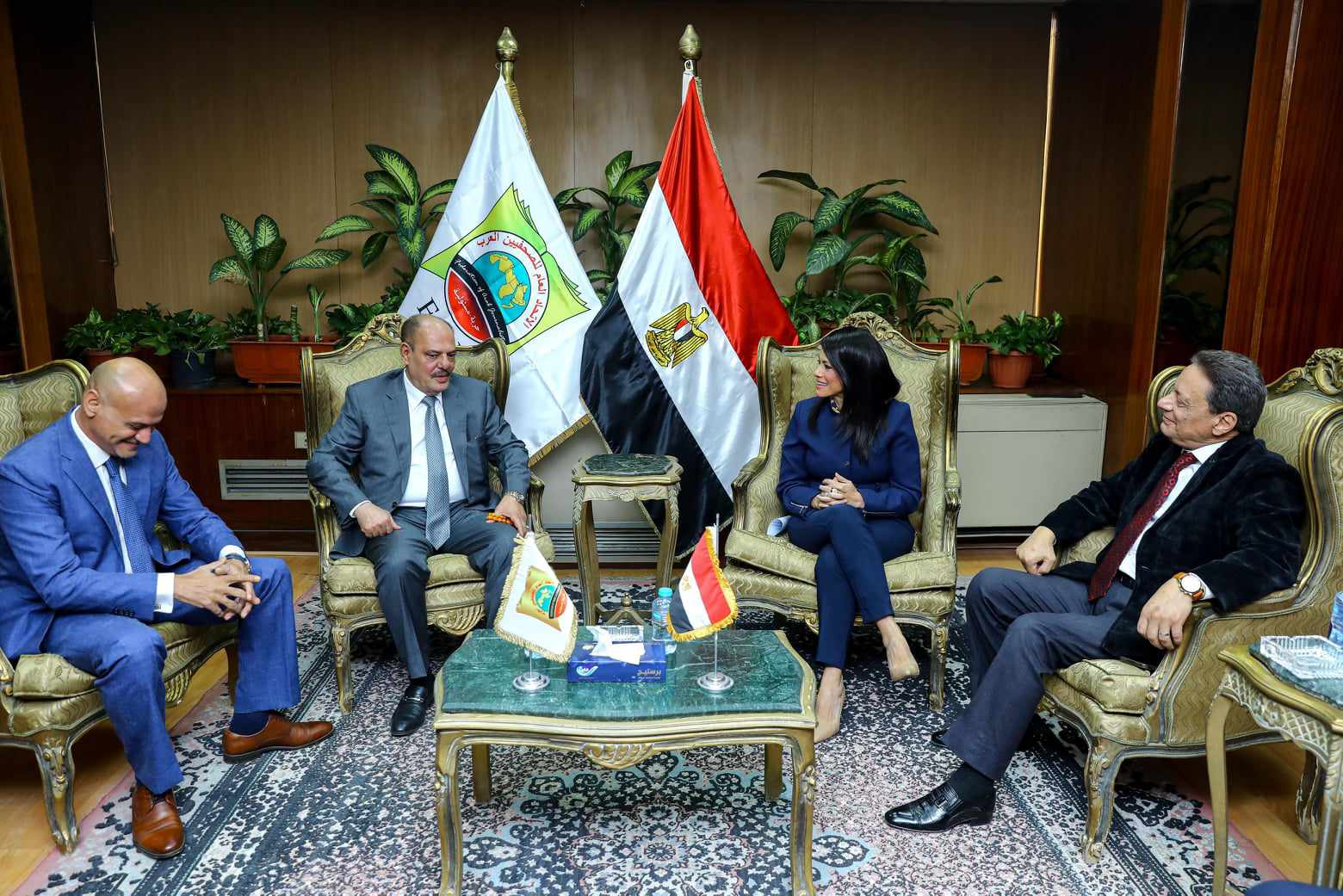 تنفيذًا لتوجيهات السيسي.. المشاط: تسليم أحد مقرات الوزارة بوسط القاهرة مقرًا لاتحاد الصحفيين العرب