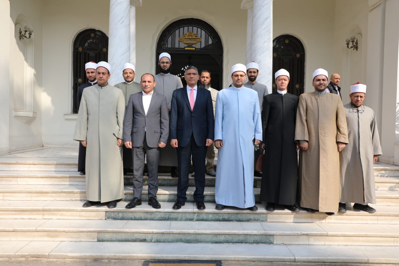 الجيزة تطلق قافلة دعوية من منطقة الوعظ إلى الواحات البحرية