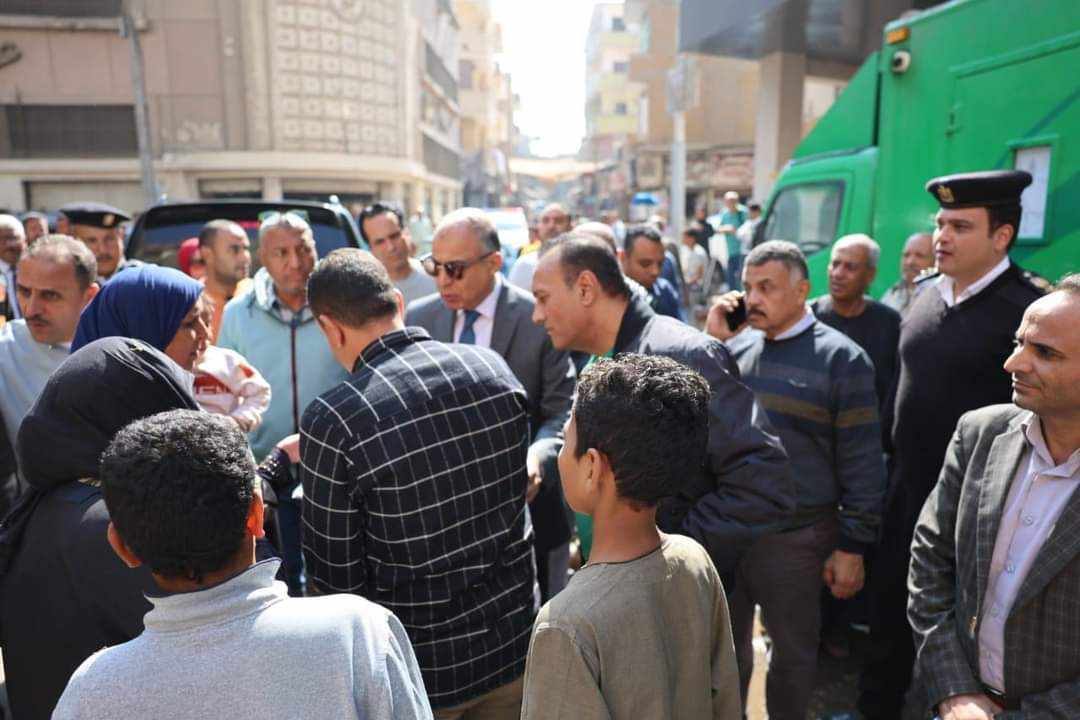محافظ المنيا : قريبا إفتتاح منفذ مؤسسة “حياة كريمة” لتقديم السلع بأسعار مخفضة