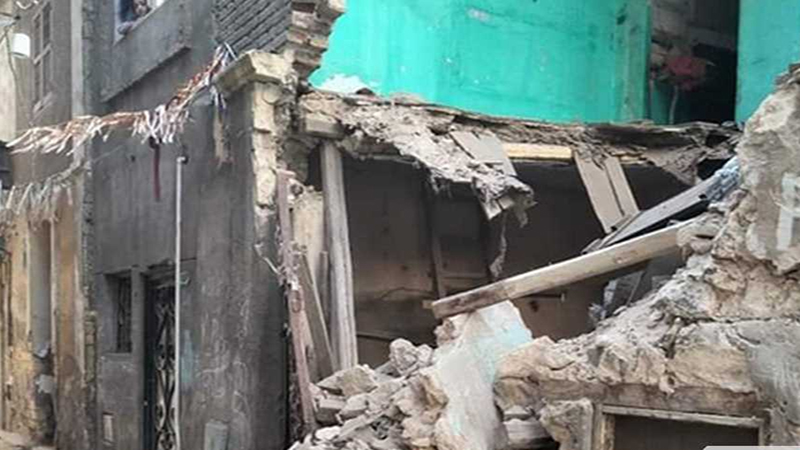 النيابة تستدعي رئيس حي الوايلي لسماع أقواله في انهيار عقار بالعباسية