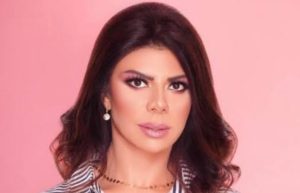 من “ارتباط اسمها بعبدة الشياطين” لـ”ارتداء الحجاب”.. 6 شائعات نفتها أميرة فتحي عن نفسها في “كلام الناس”