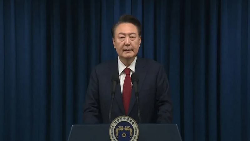 بعد التصويت البرلماني بعزله.. رئيس كوريا الجنوبية يعتزم التنحي عن منصبه