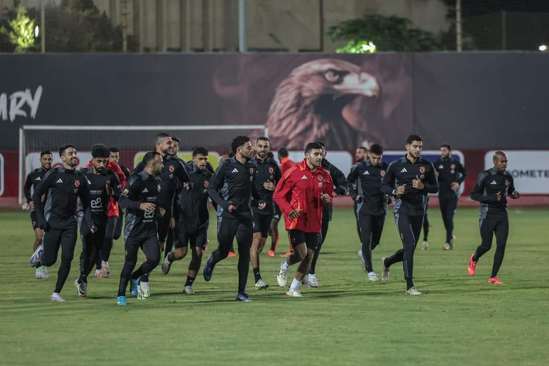 مصطفي شوبير حارساً للأهلي امام البنك الأهلي بالدوري