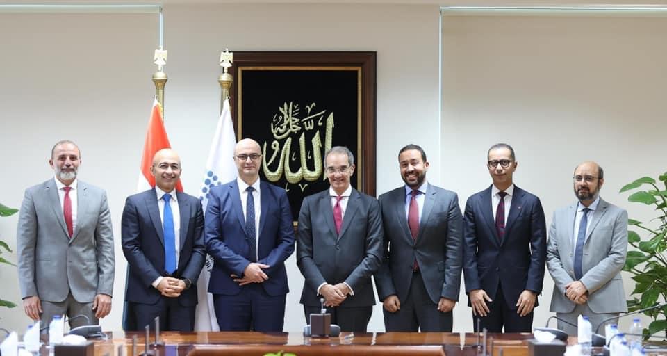 وزير الاتصالات: مضاعفة قيمة الجزاءات الموقعة على شركات المحمول المخالفة لمعايير الجودة