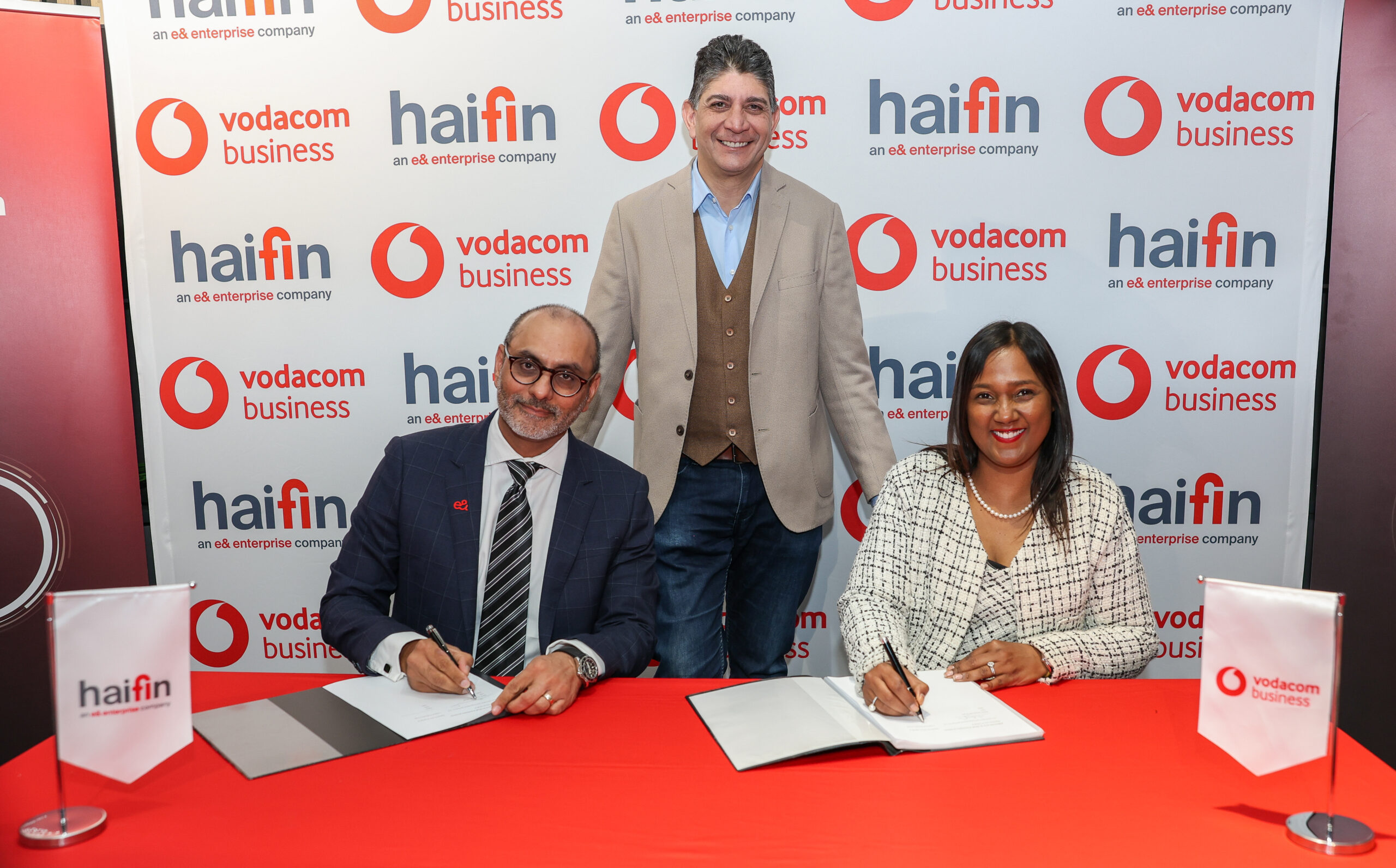 “هايفن” و”فوداكوم بيزنس” يشكلان شراكة استراتيجية لتحويل القطاع المصرفي في جنوب إفريقيا