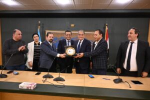 “الصحفيين” تُكرم أسامة كمال بعد اختياره عضوًا بالهيئة الوطنية للإعلام