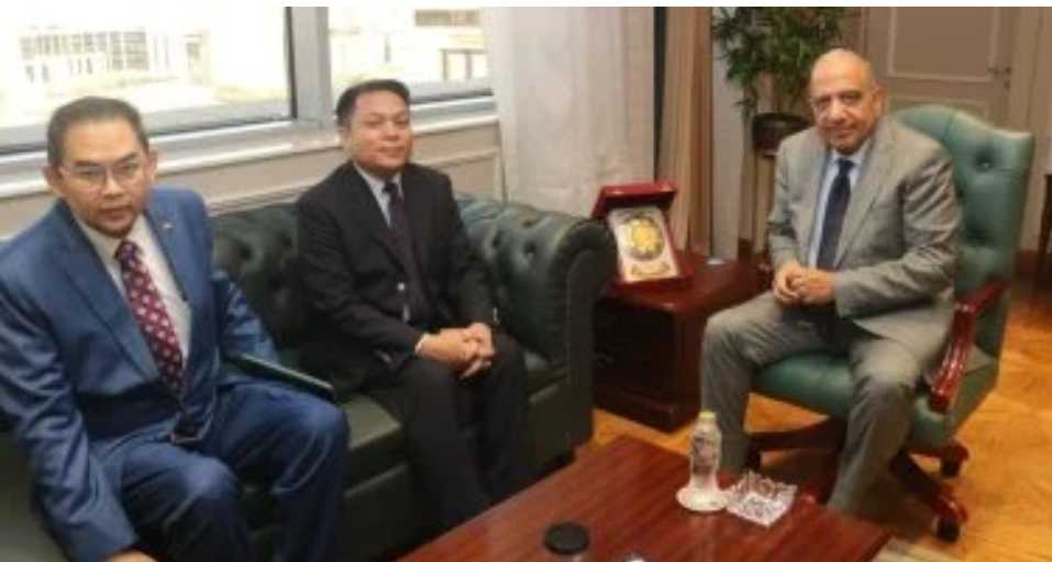 وزير الكهرباء يستقبل سفير ماليزيا بالقاهرة لبحث سبل التعاون والشراكة والاستثمار