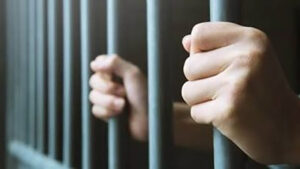 تركها في الشارع.. القبض على الخال المتهم بإنهاء حياة ابنة شقيقته في المعصرة