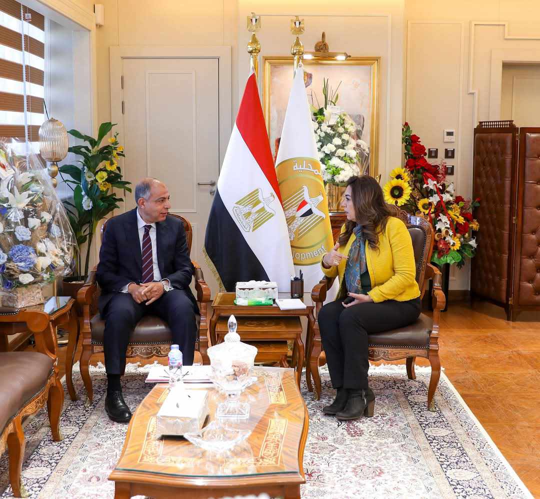 وزيرة التنمية المحلية تناقش مع محافظ المنيا أبرز مستجدات تنفيذ مبادرة “حياة كريمة “