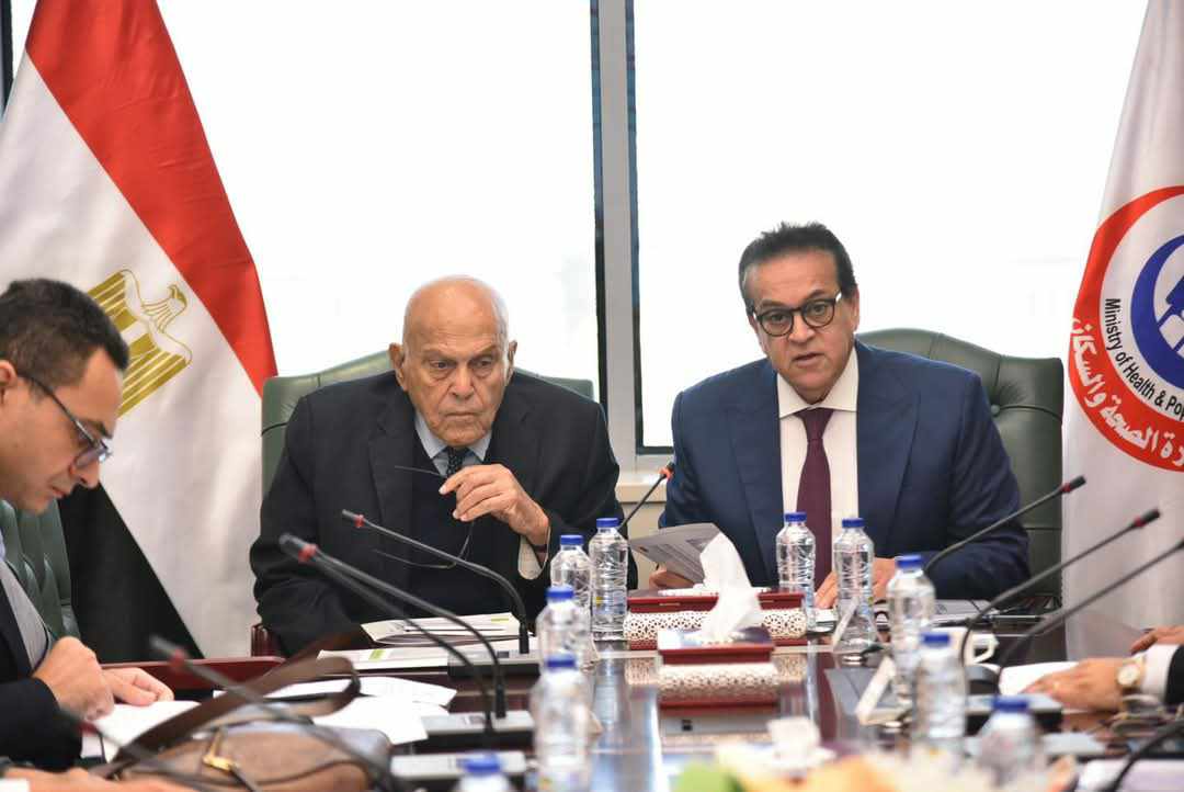 وزير الصحة يترأس اجتماع اللجنة العليا لزراعة الأعضاء