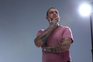 أحمد الفيشاوي : “مزورتش قبر والدي ولا مرة”