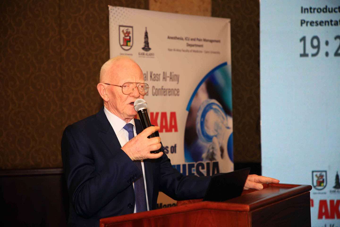 شيتو لايف ساينس تستثمر 400 مليون جنيه في مشروعات التطوير وتخطط لتوطين صناعة الأدوية